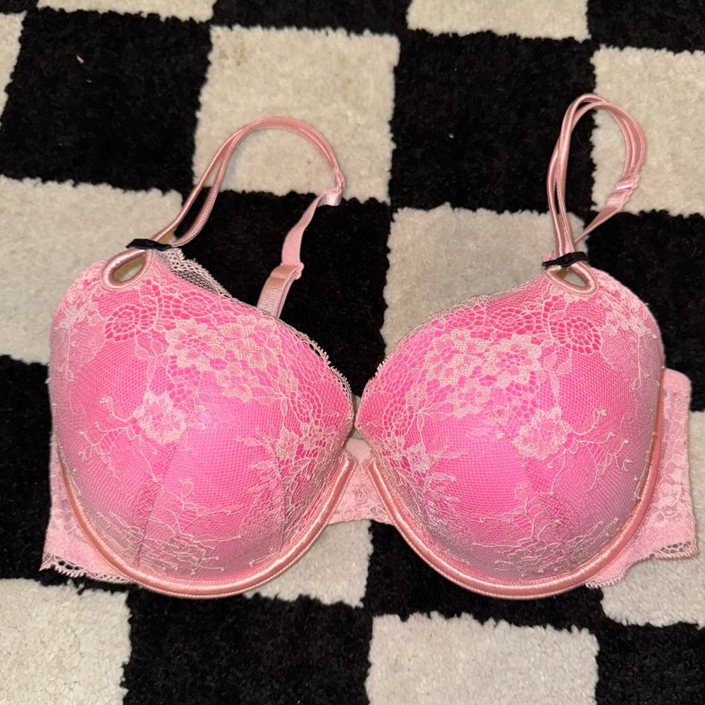 Sexy little thing Victoria Secret Pink Lace Bra Size 34DD